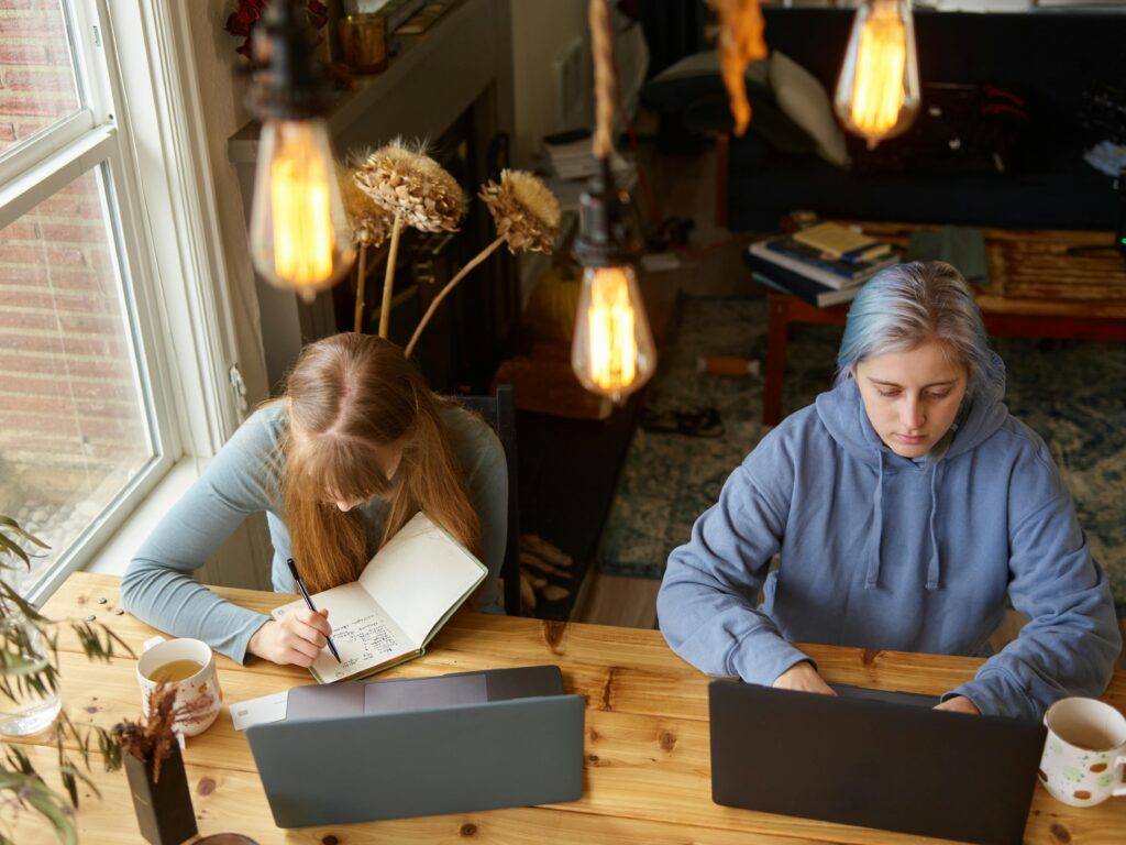 Legit Remote Jobs That Pay Beginners Every Week