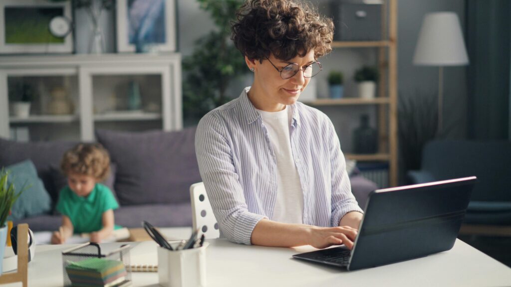 The Best Websites for Beginners to Find Remote Work